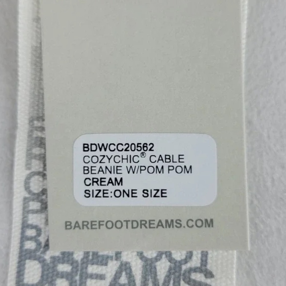 Barefoot Dreams CozyChic Cable Knit Beanie w/ Pom Accent - Cream NWT! - Picture 3 of 4